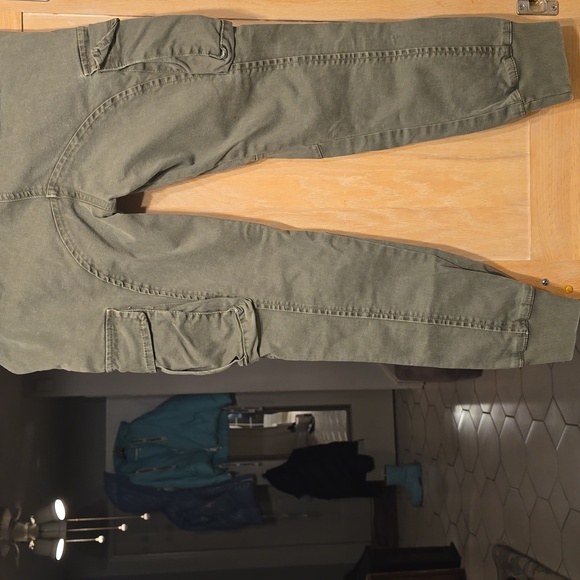 Cargo pants - Picture 7 of 8